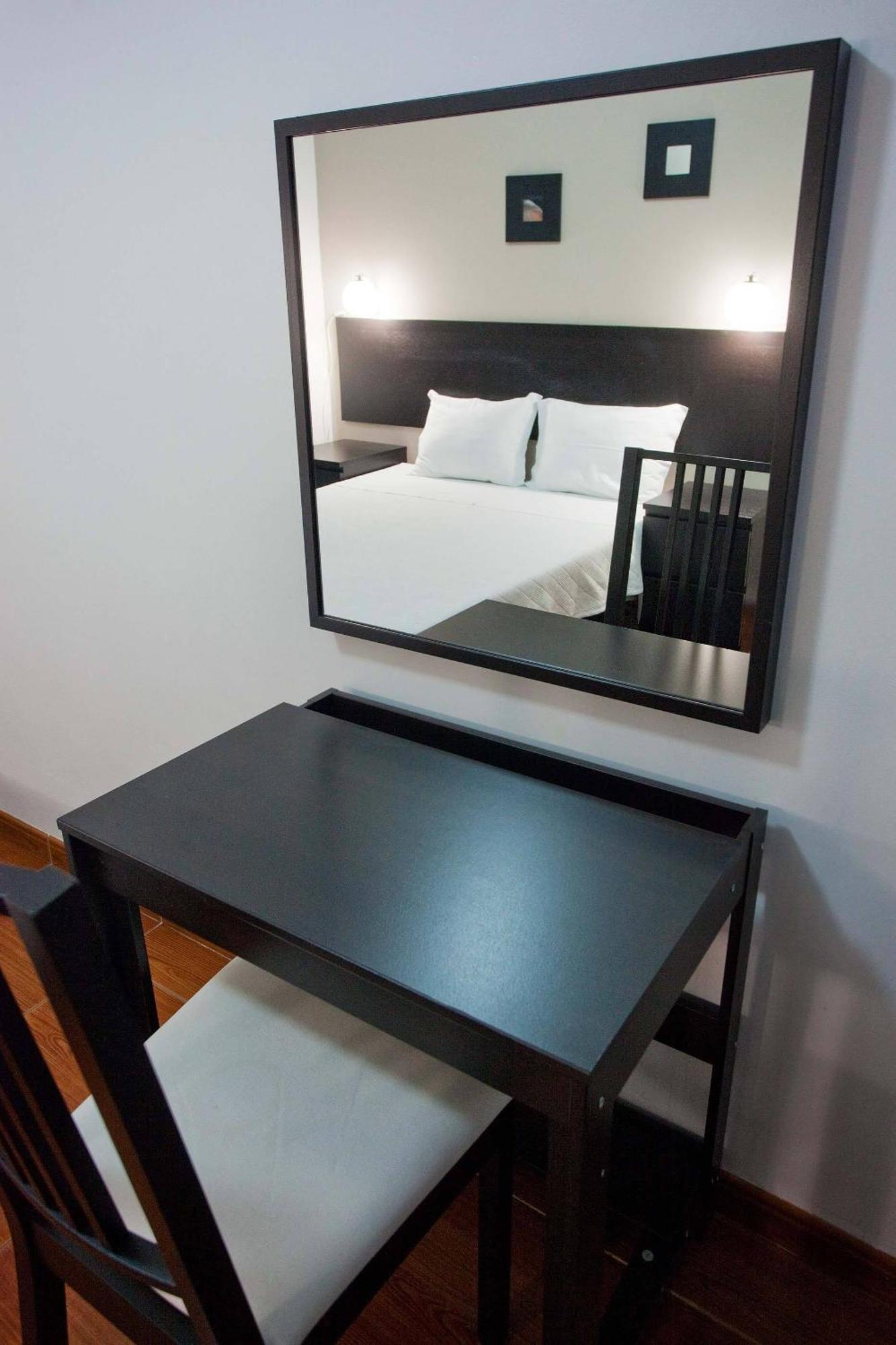 בריירו Residencial Principe Guest House חדר תמונה