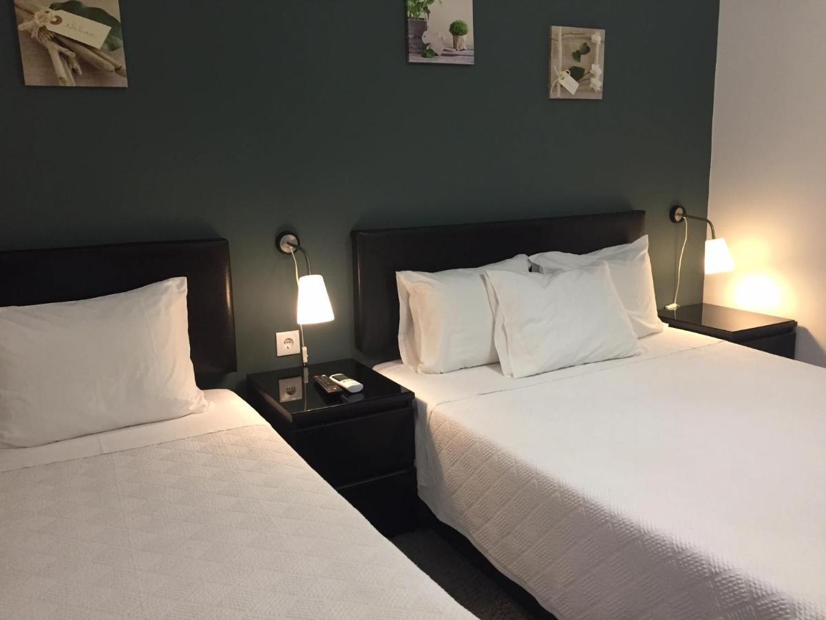 בריירו Residencial Principe Guest House מראה חיצוני תמונה